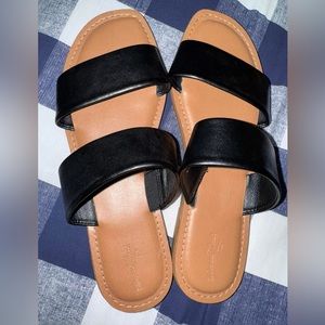 NWOT Women’s sandals, sz 10